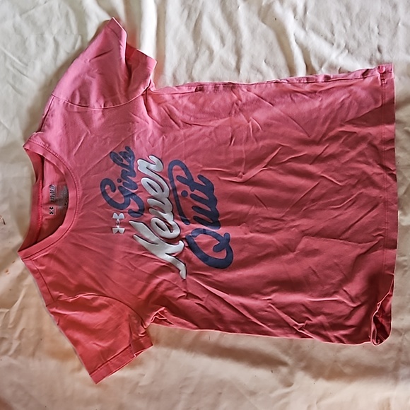 Under Armour Other - Girl pink shirt
